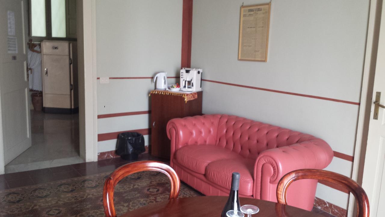 Hotel Al Bastione Imperiale à Trapani Extérieur photo