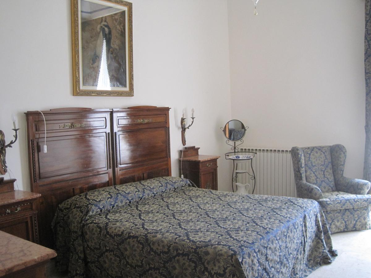 Hotel Al Bastione Imperiale à Trapani Extérieur photo