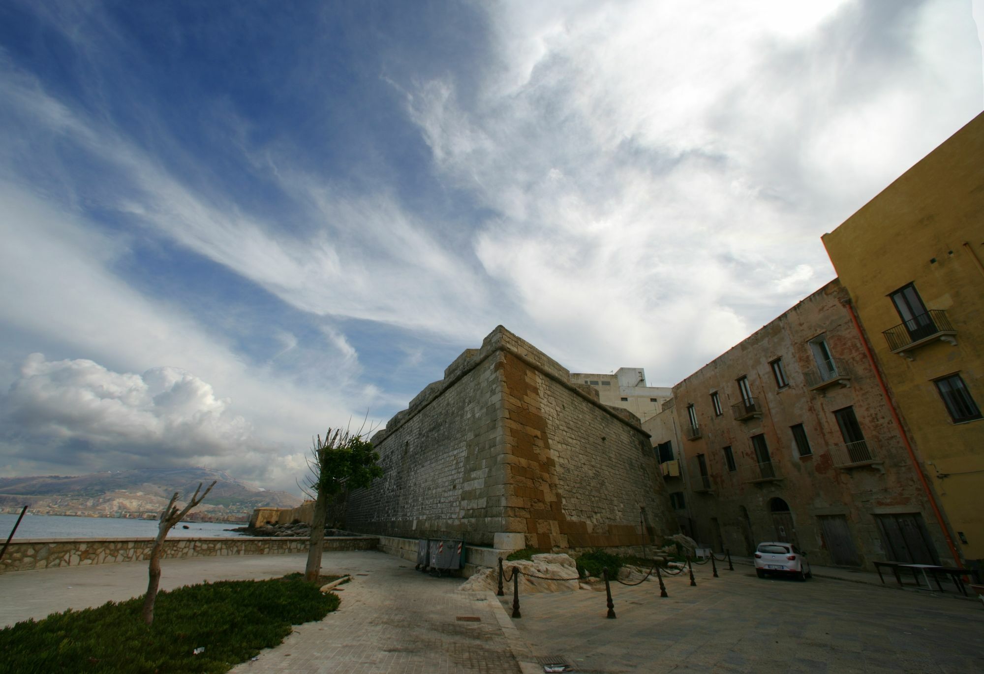 Hotel Al Bastione Imperiale à Trapani Extérieur photo
